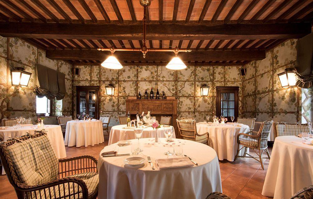 Castello Banfi - Il Borgo - Relais Et Chateaux Poggio alle Mura エクステリア 写真