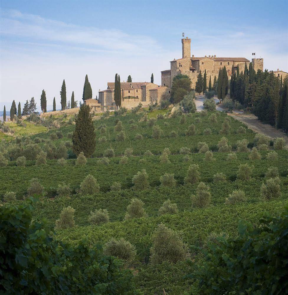 Castello Banfi - Il Borgo - Relais Et Chateaux Poggio alle Mura エクステリア 写真