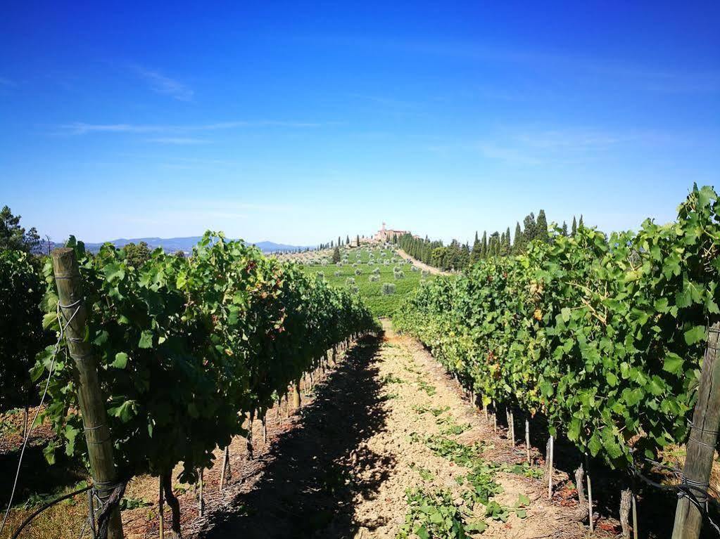Castello Banfi - Il Borgo - Relais Et Chateaux Poggio alle Mura エクステリア 写真